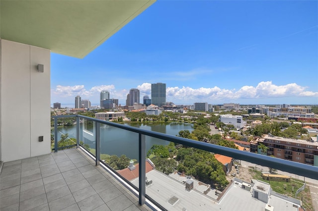 777 3rd Ave N Unit 1406, Saint Petersburg, FL 33701 - balcony with a skyline view and a water view