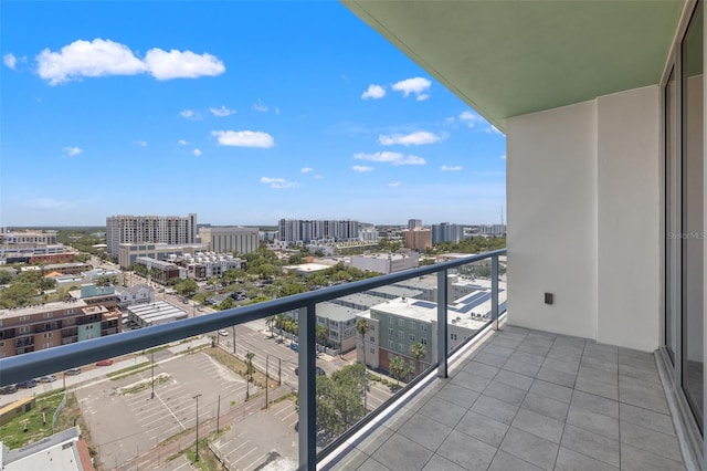 777 3rd Ave N Unit 1406, Saint Petersburg, FL 33701 - balcony featuring a city view