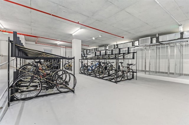 777 3rd Ave N Unit 1406, Saint Petersburg, FL 33701 - garage with bike storage