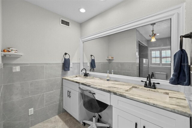 8718 Tahiti Ln, Tampa, FL 33615 - photo 23