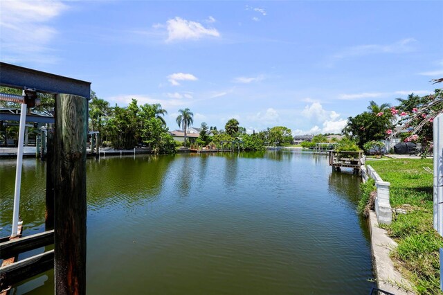 8718 Tahiti Ln, Tampa, FL 33615 - photo 35