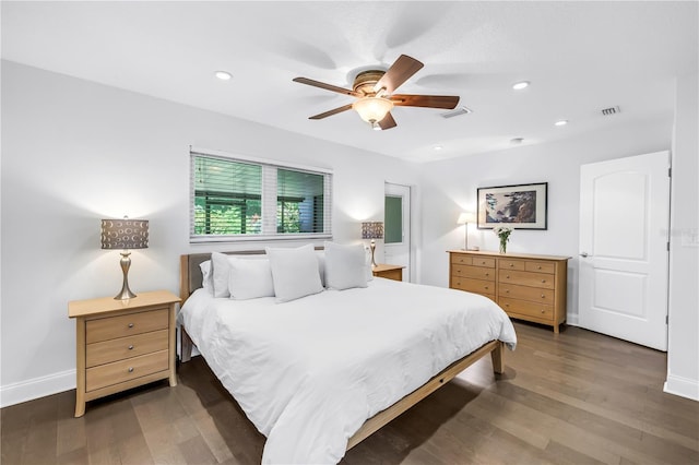 4096 38th St S, Saint Petersburg, FL 33711 - bedroom featuring wood finished floors, recessed lighting, and ceiling fan