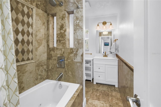 4096 38th St S, Saint Petersburg, FL 33711 - bathroom with vanity and tiled shower / bath