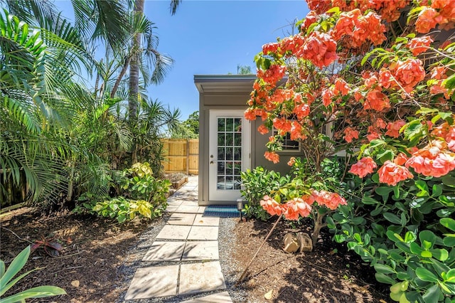 4096 38th St S, Saint Petersburg, FL 33711 - entrance to property featuring stucco siding