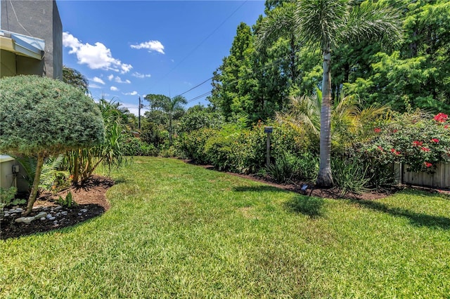 4096 38th St S, Saint Petersburg, FL 33711 - view of grassy yard