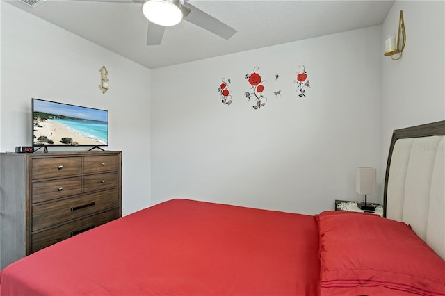 39024 Harlow Rose Dr, Zephyrhills, FL 33540 - bedroom with a ceiling fan