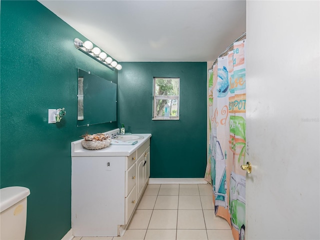 11704 Orange Grove Ter, Riverview, FL 33569 - full bathroom with vanity, tile patterned flooring, and a shower with curtain