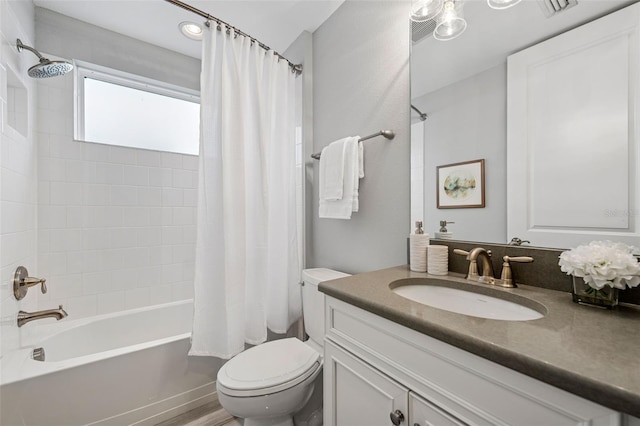 12121 Rustic River Way, Tampa, FL 33635 - bathroom with vanity and shower / bath combo