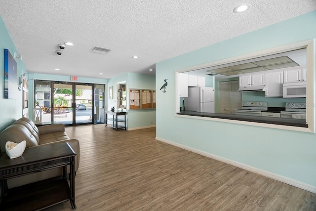 2557 Laurelwood Dr Unit 10D, Clearwater, FL 33763 - photo 44