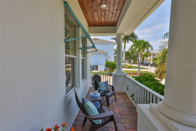5710 Tortoise Pl, Apollo Beach, FL 33572 - view of porch