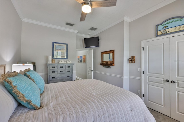 5710 Tortoise Pl, Apollo Beach, FL 33572 - carpeted bedroom featuring ornamental molding, a closet, and a ceiling fan