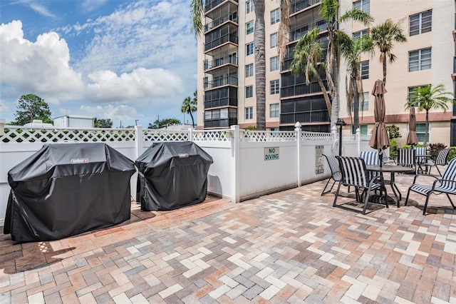 2901 W 26th St Unit 301, Bradenton, FL 34205 - view of patio with a grill