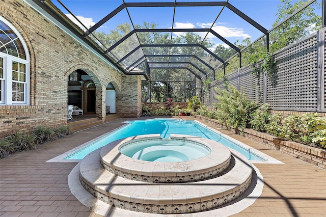 3772 Woodridge Pl, Palm Harbor, FL 34684 - view of pool with a pool with connected hot tub and a lanai