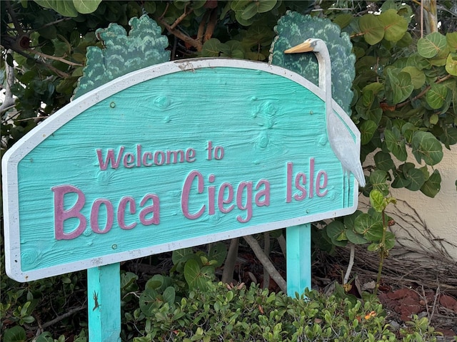840 Boca Ciega Isle Dr, St Pete Beach, FL 33706