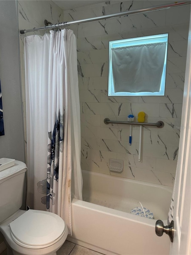 7651 46th Way N, Pinellas Park, FL 33781 - full bath with toilet and shower / bath combo