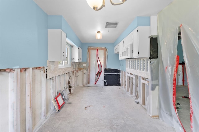1580 Arizona Ave NE, Saint Petersburg, FL 33703 - photo 9