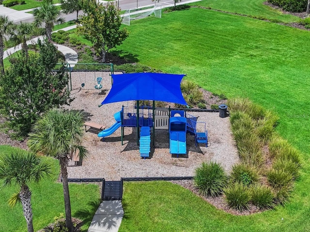 1821 Hawks View Dr, Ruskin, FL 33570 - view of communal playground