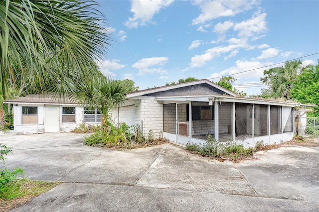 614 Walker St, Melbourne, FL 32901 - photo 2