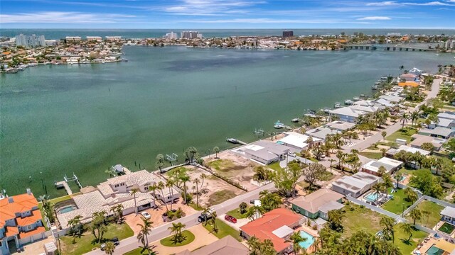 7056 S Shore Dr S, Saint Petersburg, FL 33707 - photo 13
