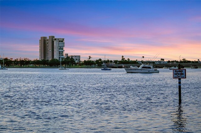 7056 S Shore Dr S, Saint Petersburg, FL 33707 - photo 20