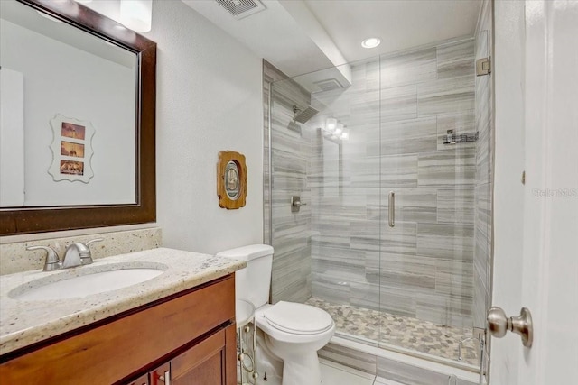 2078 Sunset Point Rd Unit 83, Clearwater, FL 33765 - full bath featuring vanity and a stall shower