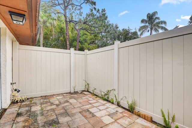 2078 Sunset Point Rd Unit 83, Clearwater, FL 33765 - view of patio / terrace
