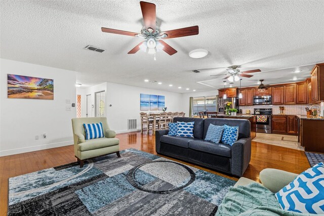 1242 Whisper Dr, Largo, FL 33770 - photo 7