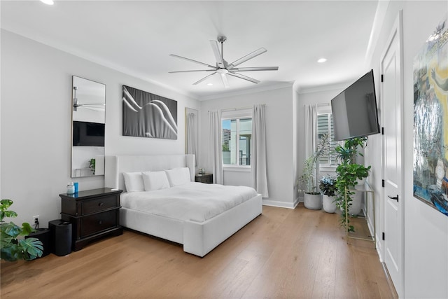 4515 W N A St Unit 6, Tampa, FL 33609 - bedroom featuring light wood-type flooring, recessed lighting, a ceiling fan, and crown molding