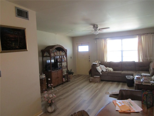 5970 21st St N Unit 15, Saint Petersburg, FL 33714 - photo 7