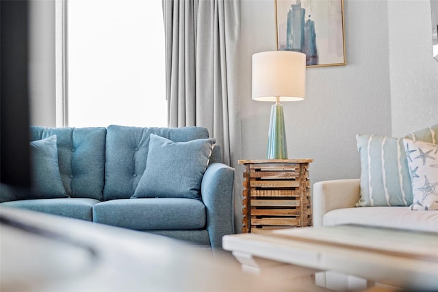 12000 Gulf Blvd Unit 506N, Treasure Island, FL 33706 - living room featuring a textured wall