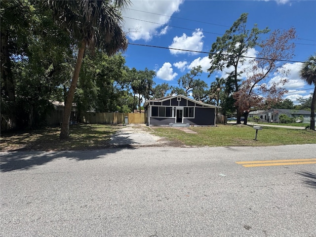 8018 Mulberry St, Tampa, FL 33604 - photo 1