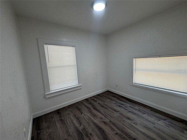 8018 Mulberry St, Tampa, FL 33604 - photo 17