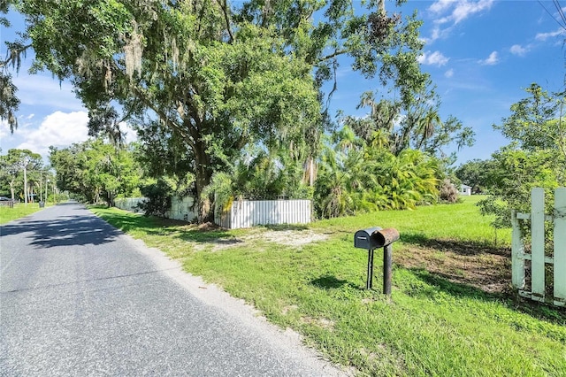 3830 Sterling Oaks Pl, Plant City, FL 33565