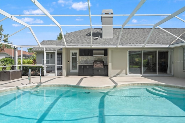17311 Carriage Way, Odessa, FL 33556 - outdoor pool featuring a patio, area for grilling, and glass enclosure