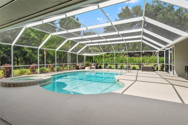 17311 Carriage Way, Odessa, FL 33556 - view of swimming pool with a patio and a pool with connected hot tub