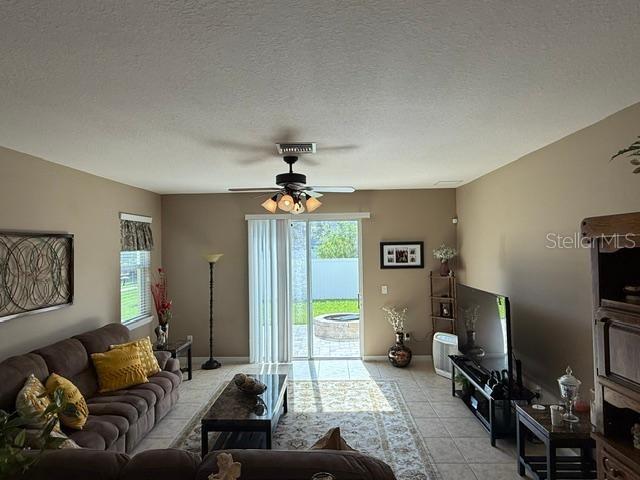 12231 Fairlawn Dr, Riverview, FL 33579 - photo 4
