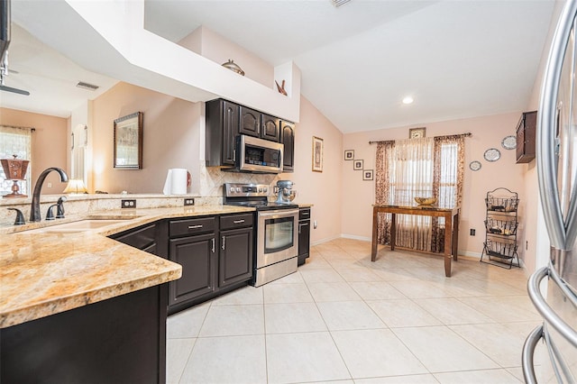 8104 Abbey Mist Cv, Tampa, FL 33619 - photo 9
