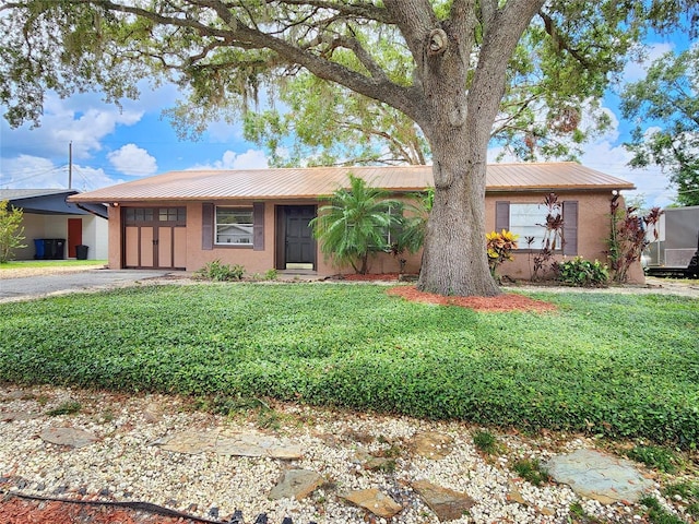 3304 Alamar St, Lutz, FL 33558 - photo 2