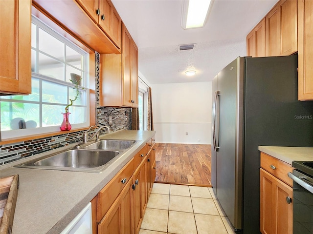 3304 Alamar St, Lutz, FL 33558 - photo 13
