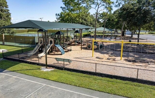 10924 Summerton Dr, Riverview, FL 33579 - photo 31