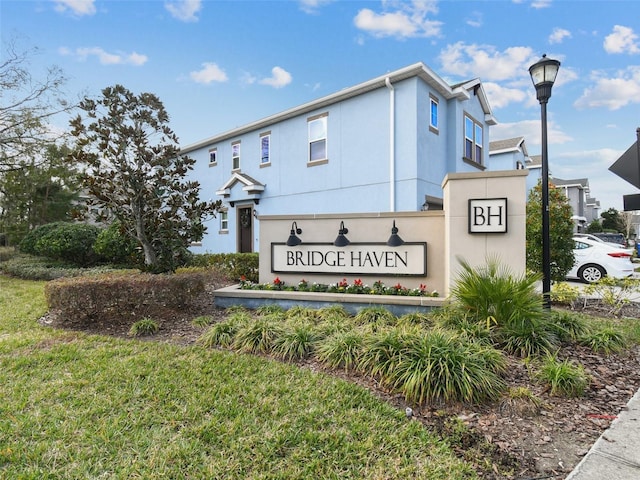 6825 Citrus Creek Ln, Tampa, FL 33625 - community sign with a yard