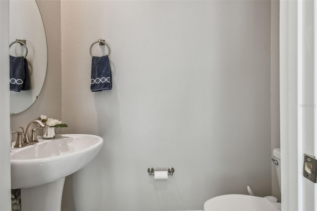 6825 Citrus Creek Ln, Tampa, FL 33625 - bathroom with toilet and a sink