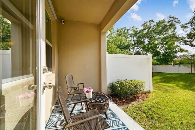 6825 Citrus Creek Ln, Tampa, FL 33625 - view of patio / terrace