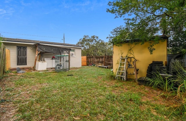 9615 N 13th St, Tampa, FL 33612 - view of fenced backyard