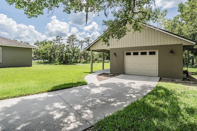 2925 Deerbrook Dr, Lakeland, FL 33811 - garage featuring concrete driveway