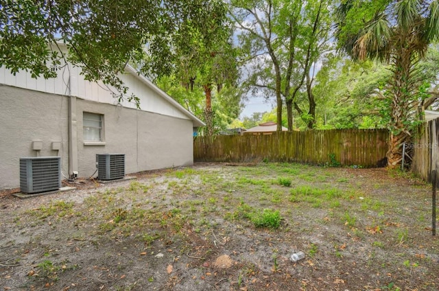 7920 N Marks St, Tampa, FL 33604 - view of fenced backyard