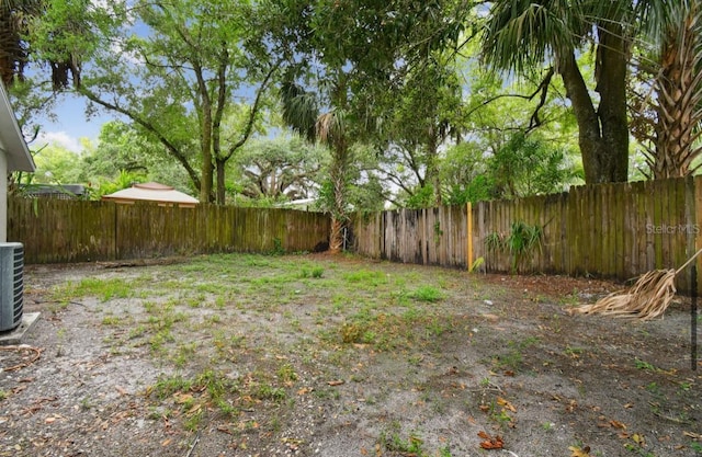 7920 N Marks St, Tampa, FL 33604 - view of fenced backyard