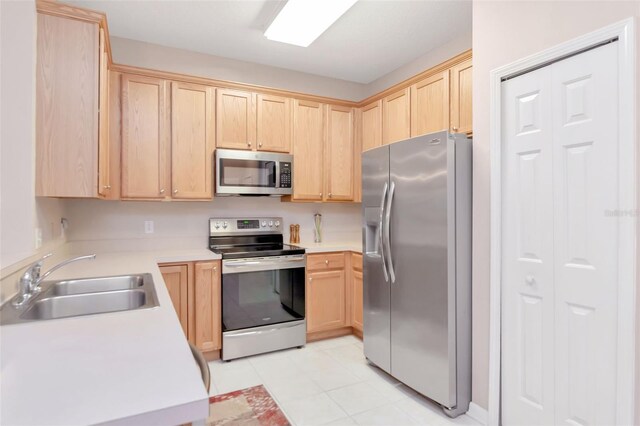 9317 Stone River Pl, Riverview, FL 33578 - photo 11