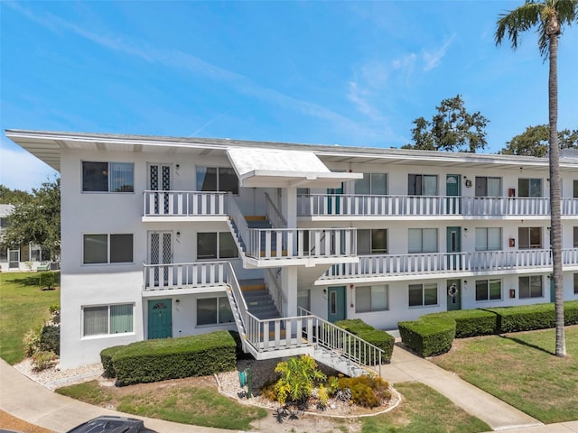 8396 111th St Unit 301, Seminole, FL 33772 - view of building exterior with stairway