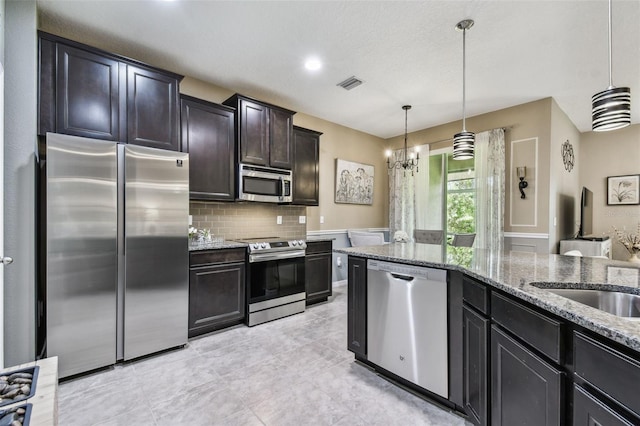 26835 Juniper Bay Dr, Wesley Chapel, FL 33544 - photo 6